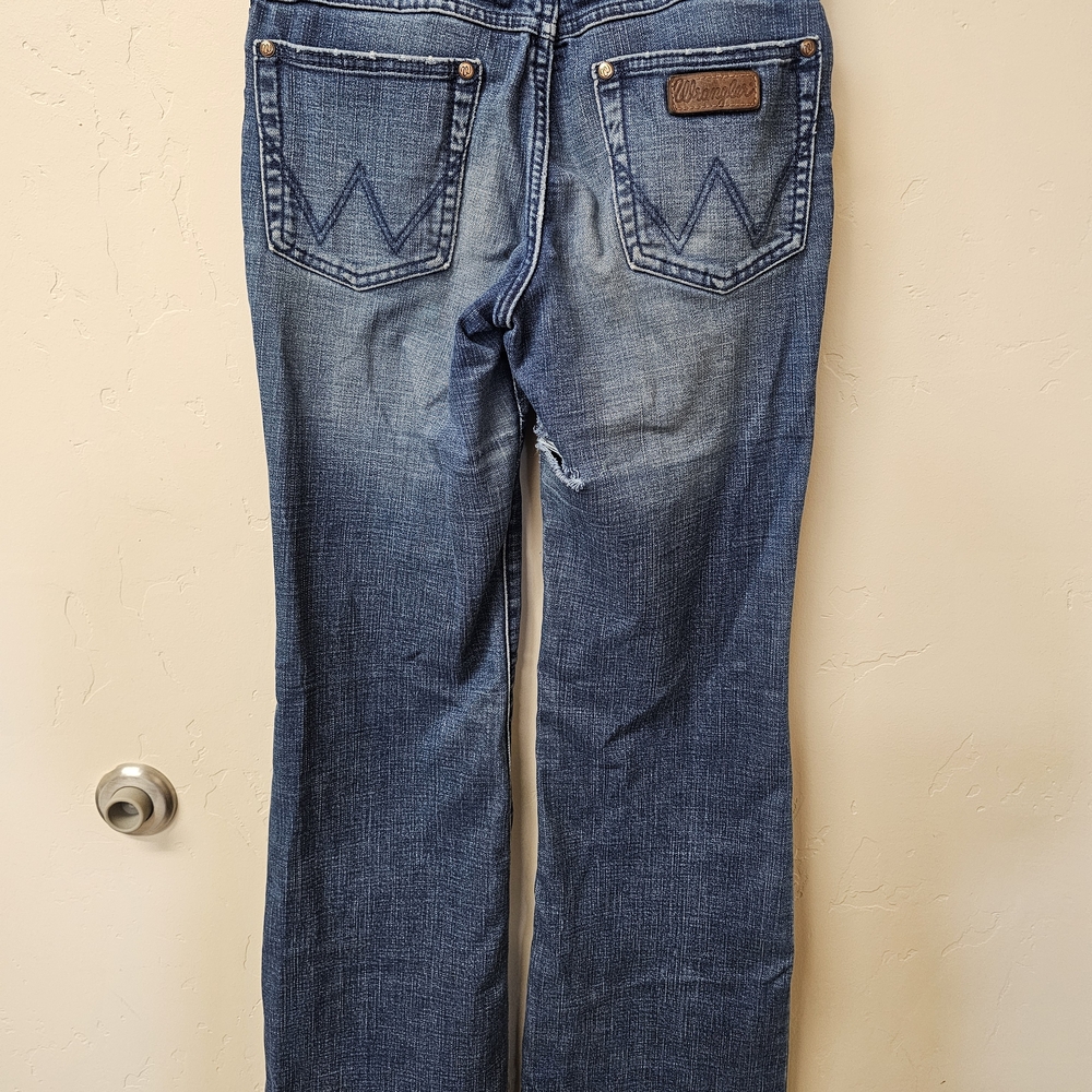 Wrangler Women's Classic Blue Boot Cut Jeans